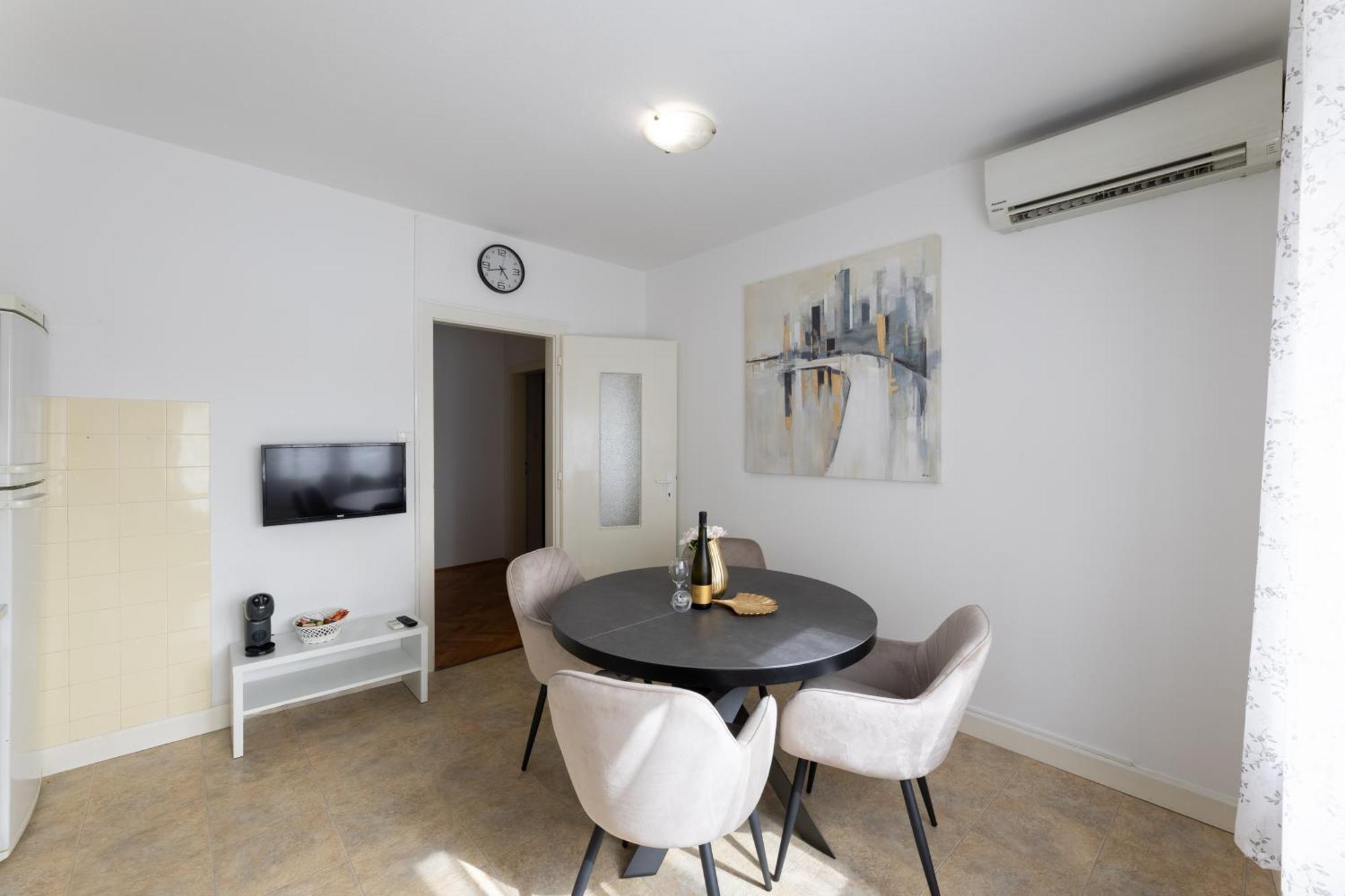 Apartment Central To Beach & Old Town สปลิท ภายนอก รูปภาพ